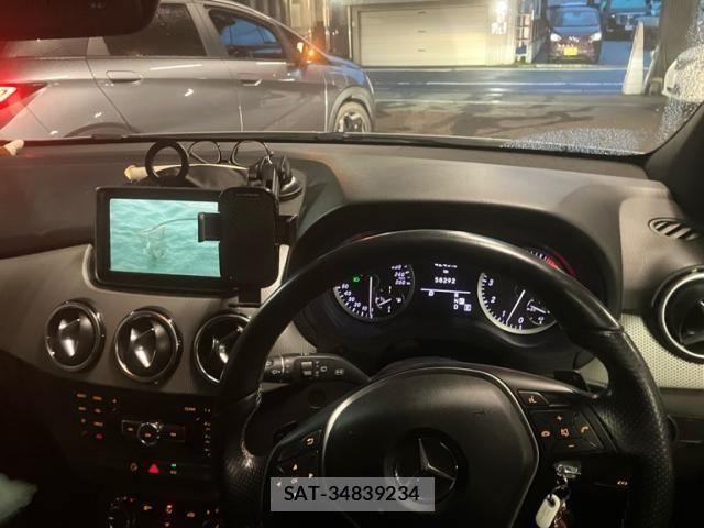 Mercedes Benz B-CLASS 2012-12 8880692-19