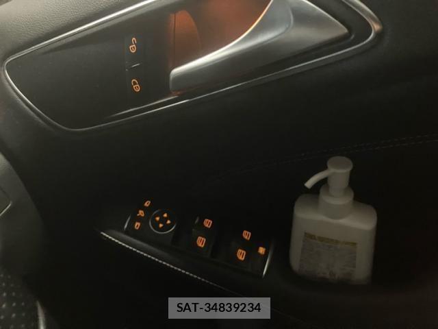 Mercedes Benz B-CLASS 2012-12 8880692-23