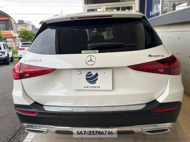 Mercedes Benz C-CLASS 2023-03 7358675-17