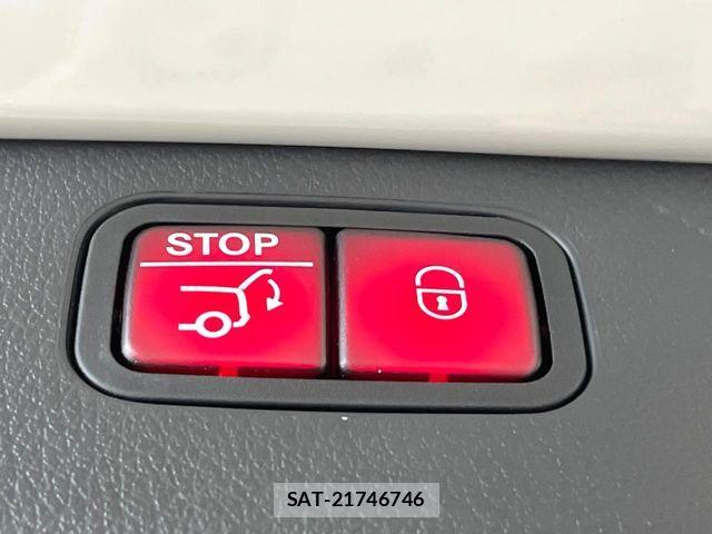 Mercedes Benz C-CLASS 2023-03 7358675-8