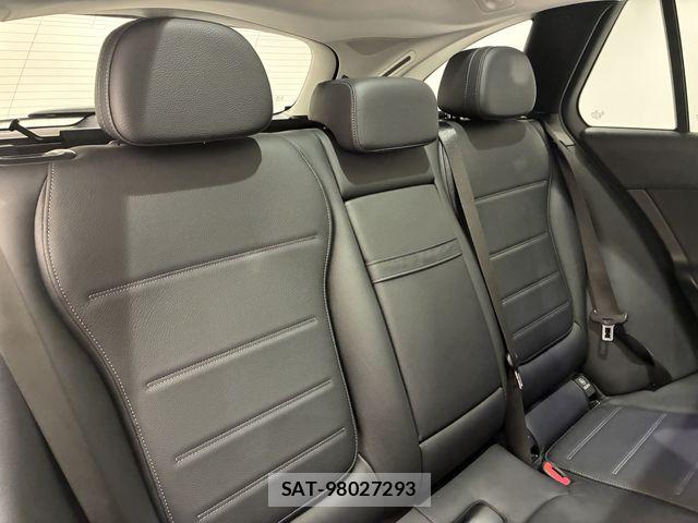 Mercedes Benz C-CLASS 2023-07 7617946-15
