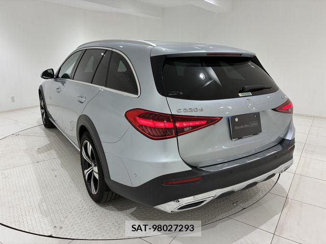 Mercedes Benz C-CLASS 2023-07 7617946-2