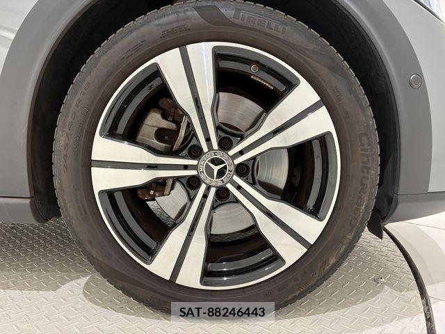 Mercedes Benz C-CLASS 2023-08 7617950-21