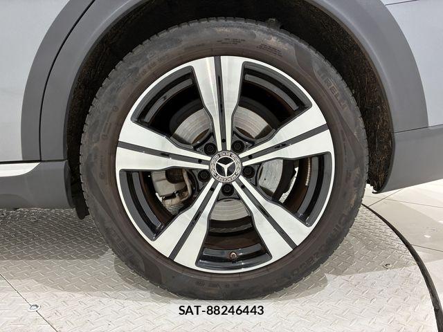 Mercedes Benz C-CLASS 2023-08 7617950-23