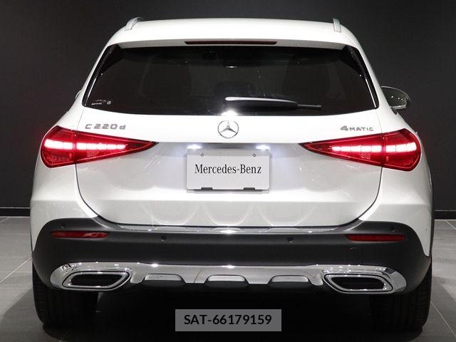 Mercedes Benz C-CLASS 2025-11 7979897-11