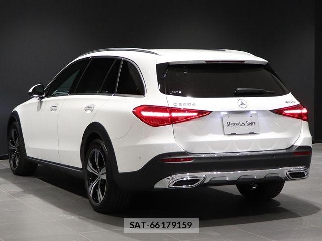 Mercedes Benz C-CLASS 2025-11 7979897-12