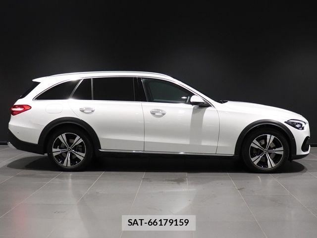 Mercedes Benz C-CLASS 2025-11 7979897-8