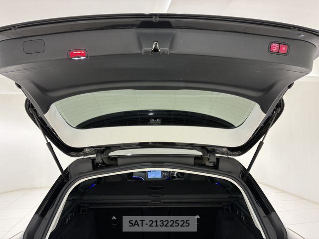 Mercedes Benz C-CLASS 2022-01 8208616-17