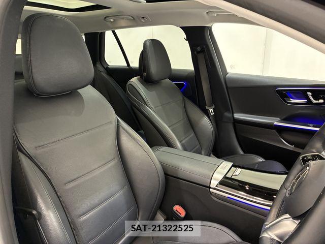 Mercedes Benz C-CLASS 2022-01 8208616-3