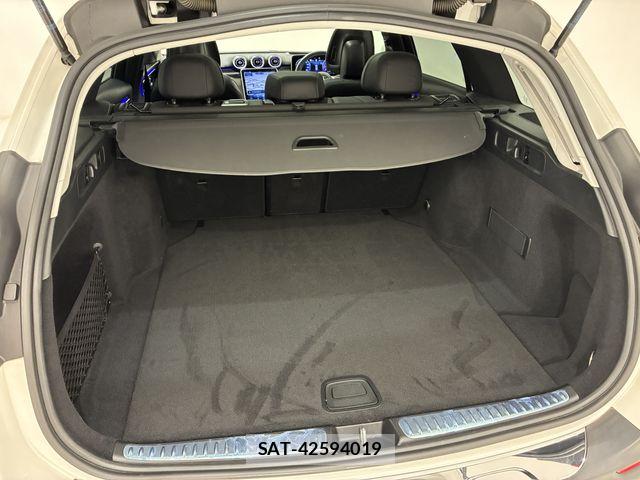 Mercedes Benz C-CLASS 2022-05 8208613-16