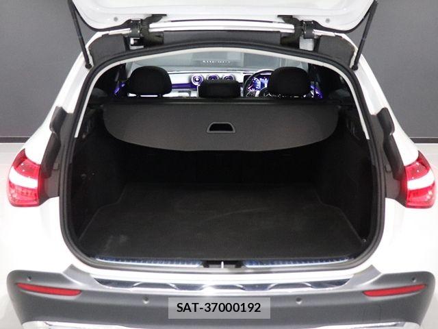 Mercedes Benz C-CLASS 2023-07 8562606-16