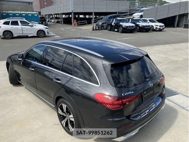 Mercedes Benz C-CLASS 2022-01 8871415-2