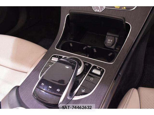 Mercedes Benz C-CLASS 2019-07 5871697-14