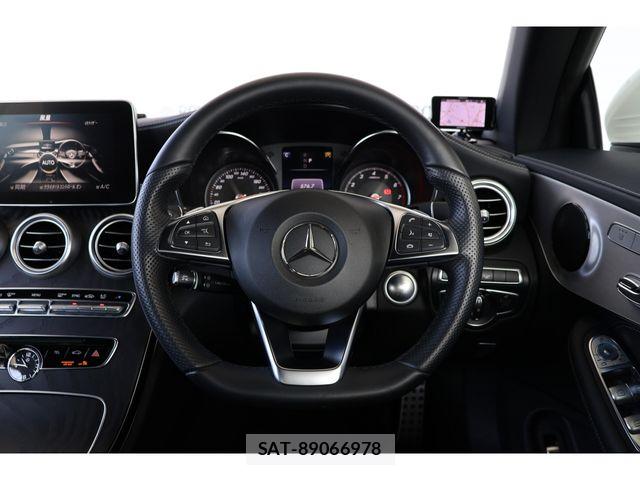 Mercedes Benz C-CLASS 2018-02 8208618-11