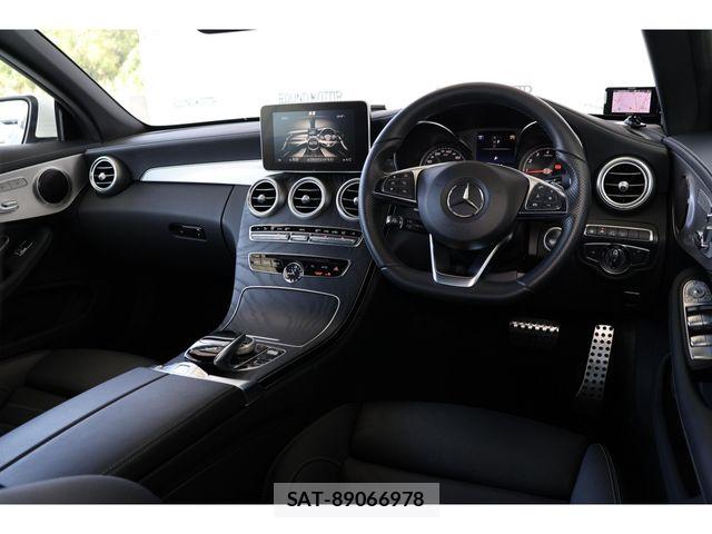 Mercedes Benz C-CLASS 2018-02 8208618-1