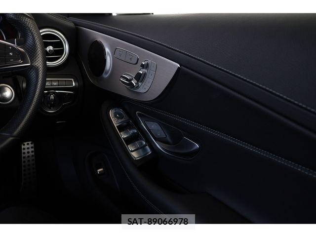 Mercedes Benz C-CLASS 2018-02 8208618-21