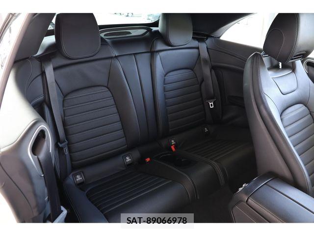 Mercedes Benz C-CLASS 2018-02 8208618-28