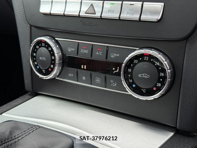 Mercedes Benz C-CLASS 2012-02 6672437-26