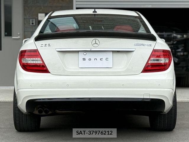 Mercedes Benz C-CLASS 2012-02 6672437-4
