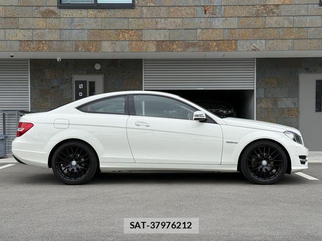 Mercedes Benz C-CLASS 2012-02 6672437-5