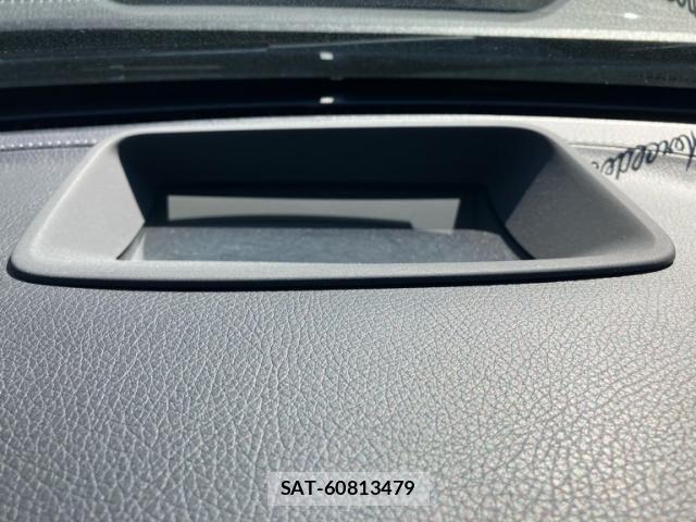 Mercedes Benz C-CLASS 2018-04 7358674-29