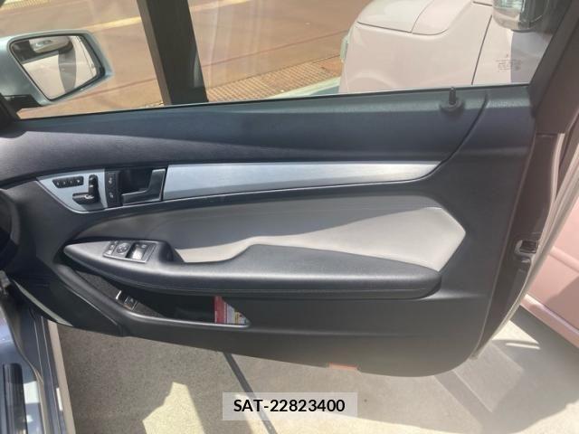 Mercedes Benz C-CLASS 2013-07 7877650-6