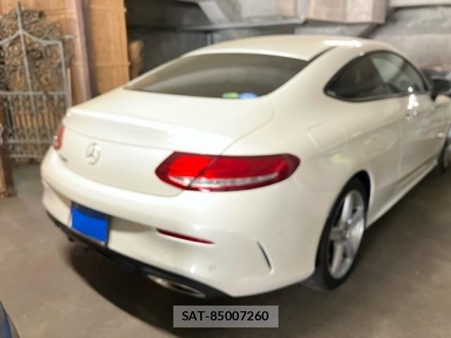 Mercedes Benz C-CLASS 2017-01 8245856-4