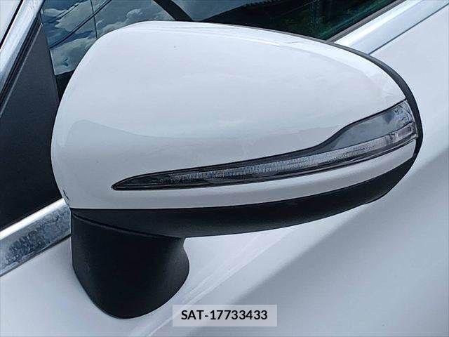 Mercedes Benz C-CLASS 2017-09 8413495-23