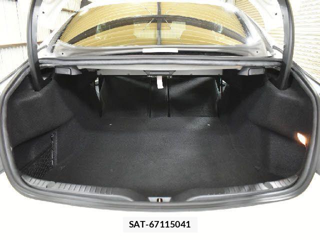 Mercedes Benz C-CLASS 2018-02 8627633-20