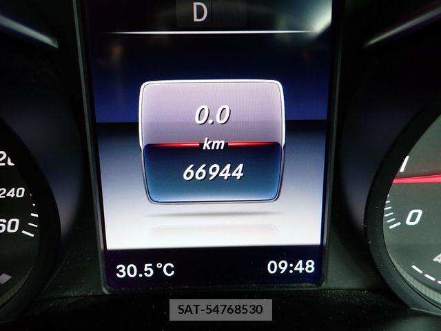 Mercedes Benz C-CLASS 2016-06 8780972-12