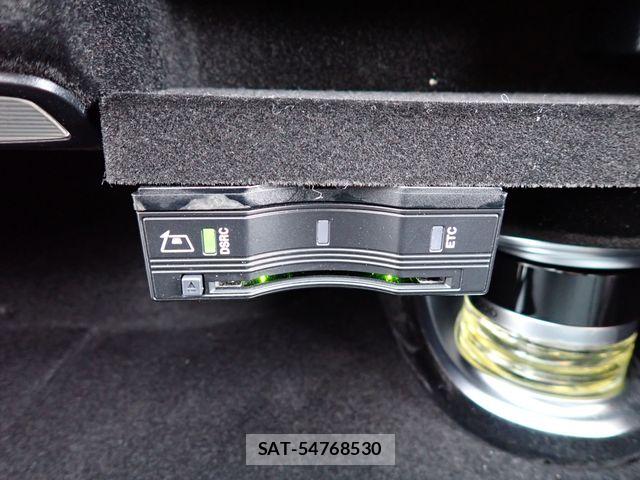 Mercedes Benz C-CLASS 2016-06 8780972-29