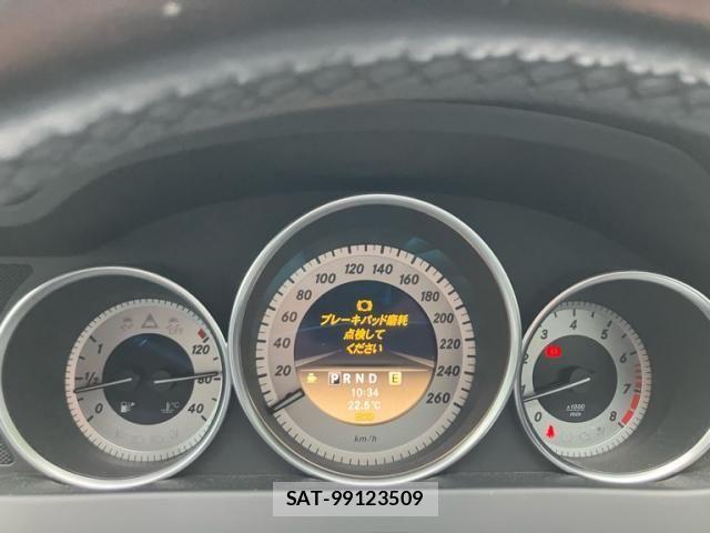 Mercedes Benz C-CLASS 2012-02 8880694-24