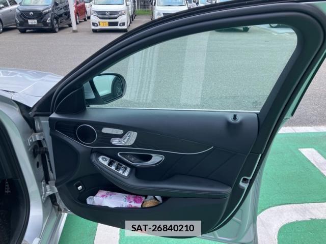 Mercedes Benz C-CLASS 2019-04 1237032-13