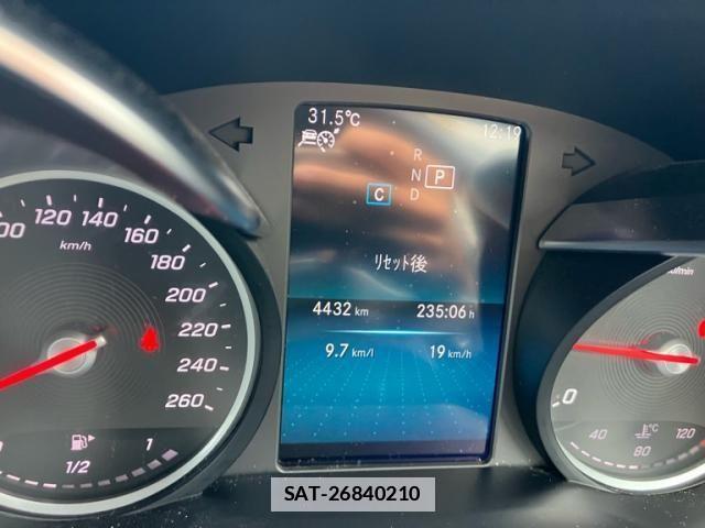 Mercedes Benz C-CLASS 2019-04 1237032-16