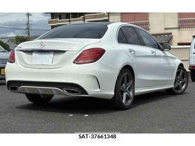 Mercedes Benz C-CLASS 2018-03 1292363-2
