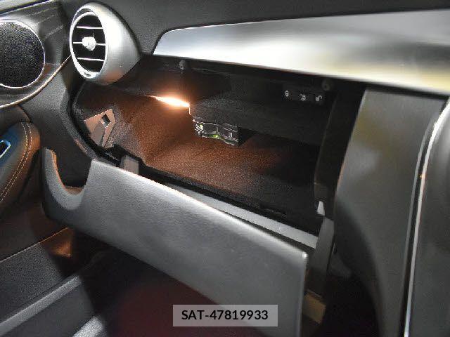 Mercedes Benz C-CLASS 2017-11 1473435-13