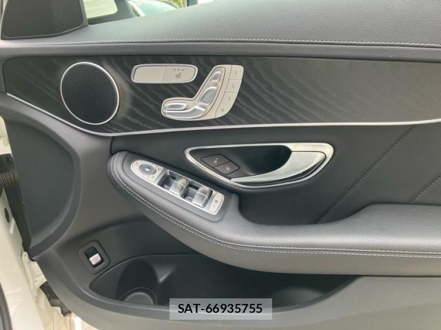 Mercedes Benz C-CLASS 2016-03 2669768-14