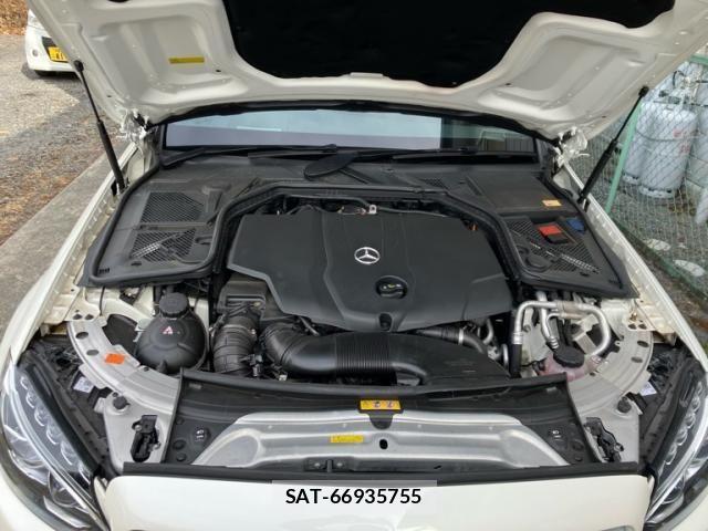Mercedes Benz C-CLASS 2016-03 2669768-6