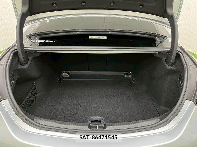 Mercedes Benz C-CLASS 2022-07 3066567-10