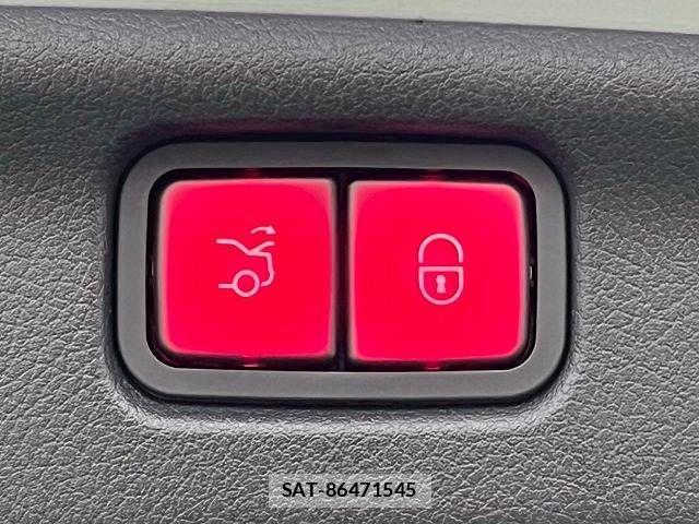 Mercedes Benz C-CLASS 2022-07 3066567-5