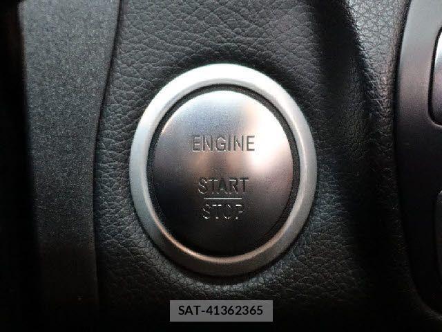 Mercedes Benz C-CLASS 2016-12 3378948-15