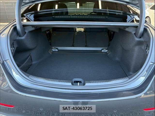 Mercedes Benz C-CLASS 2023-03 3907472-17