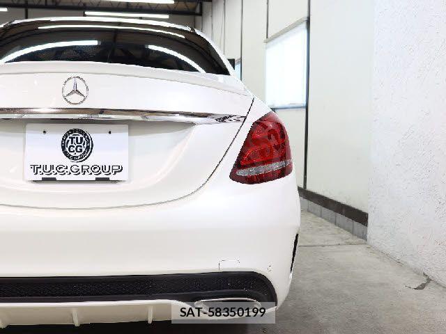 Mercedes Benz C-CLASS 2015-06 4639777-14