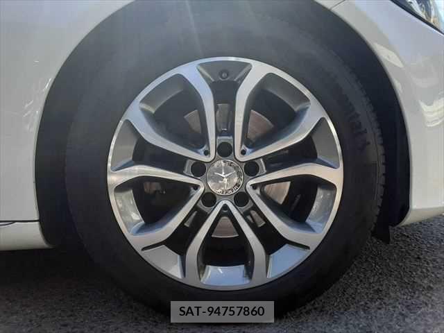Mercedes Benz C-CLASS 2016-03 4639784-24