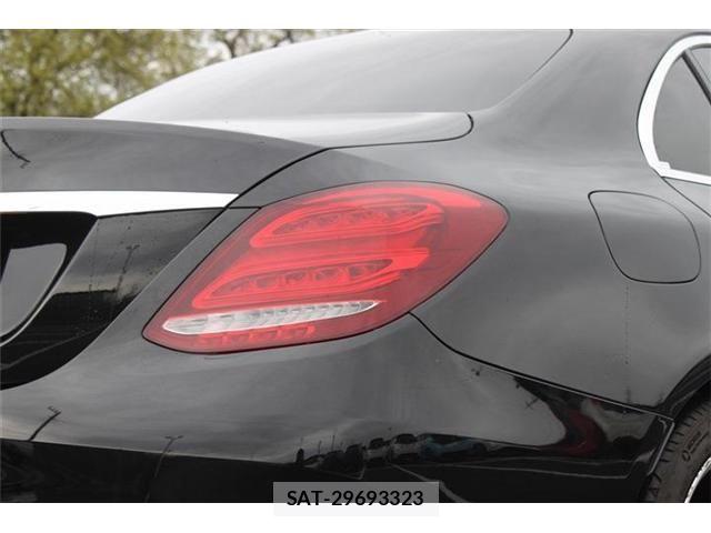 Mercedes Benz C-CLASS 2016-09 6012692-12