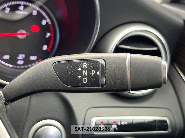 Mercedes Benz C-CLASS 2015-10 6216768-9