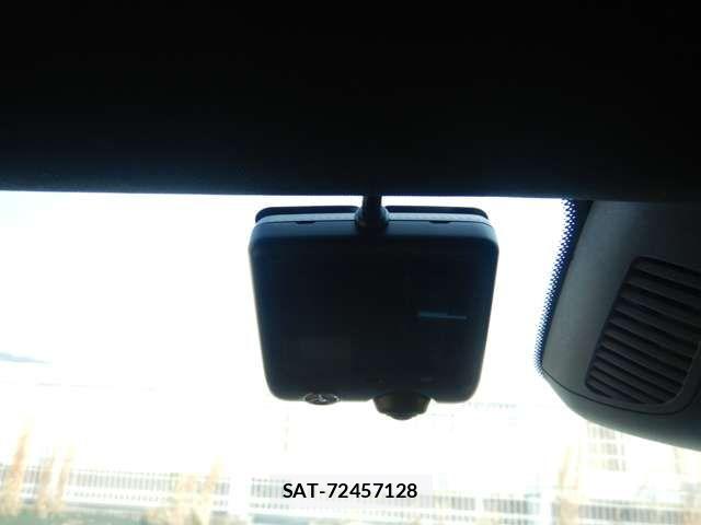 Mercedes Benz C-CLASS 2025-06 6245578-12