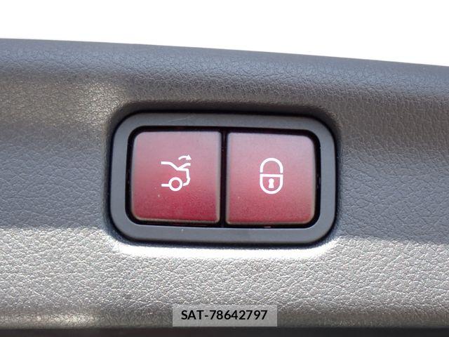 Mercedes Benz C-CLASS 2022-12 6245582-24