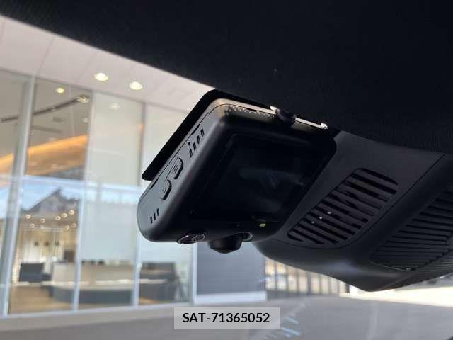 Mercedes Benz C-CLASS 2025-09 6499999-14