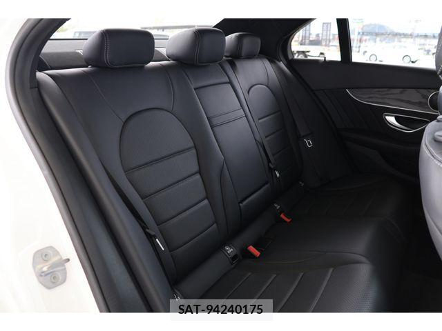 Mercedes Benz C-CLASS 2019-06 6613118-28